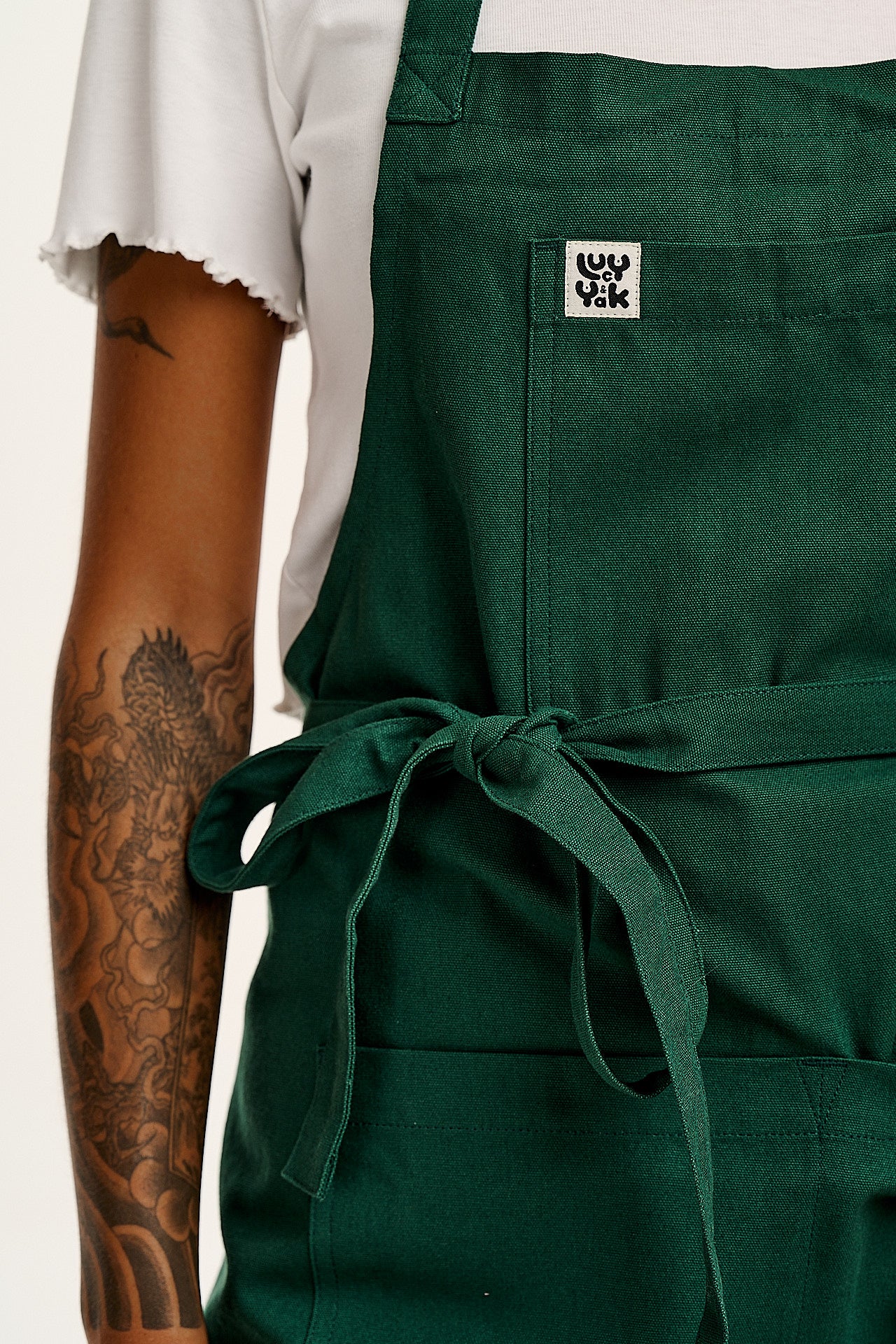 Ada - Midweight Cotton Apron in Posy Green - Image 3