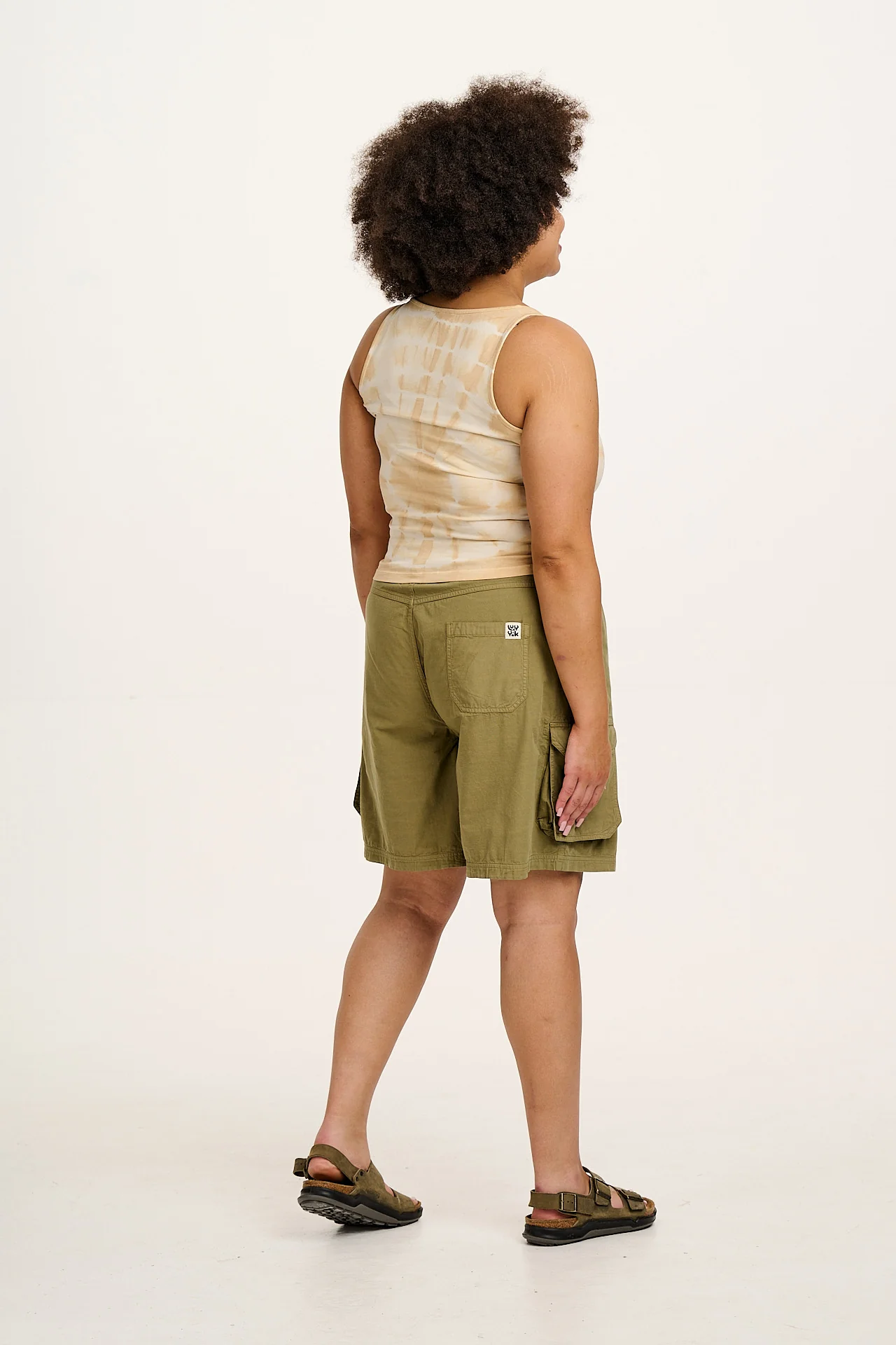 Avery - Cotton Cargo Shorts in Herb Garden Green - Image 5