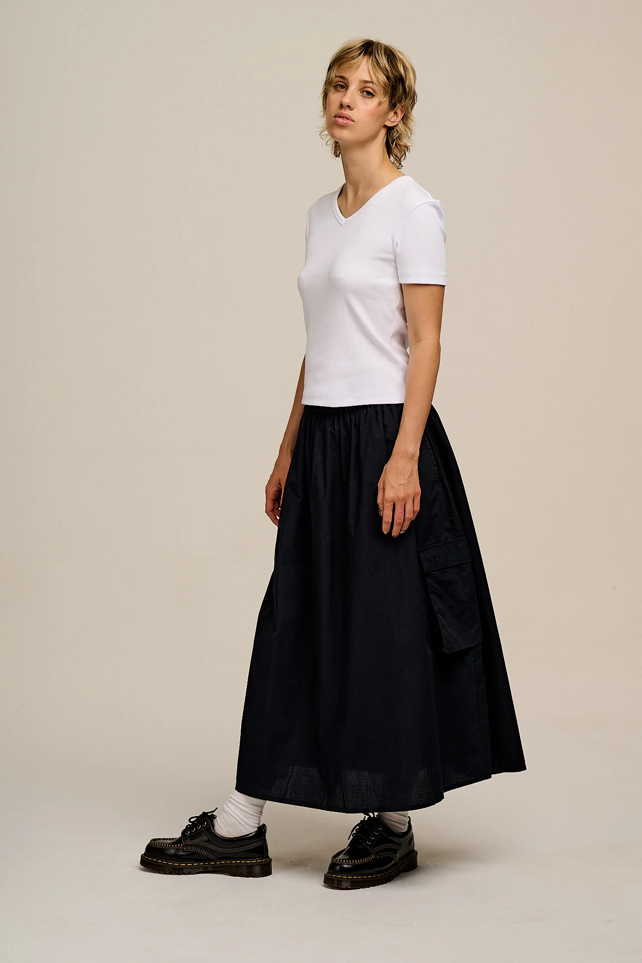 Dakota - Midi Skirt in Black - Image 3