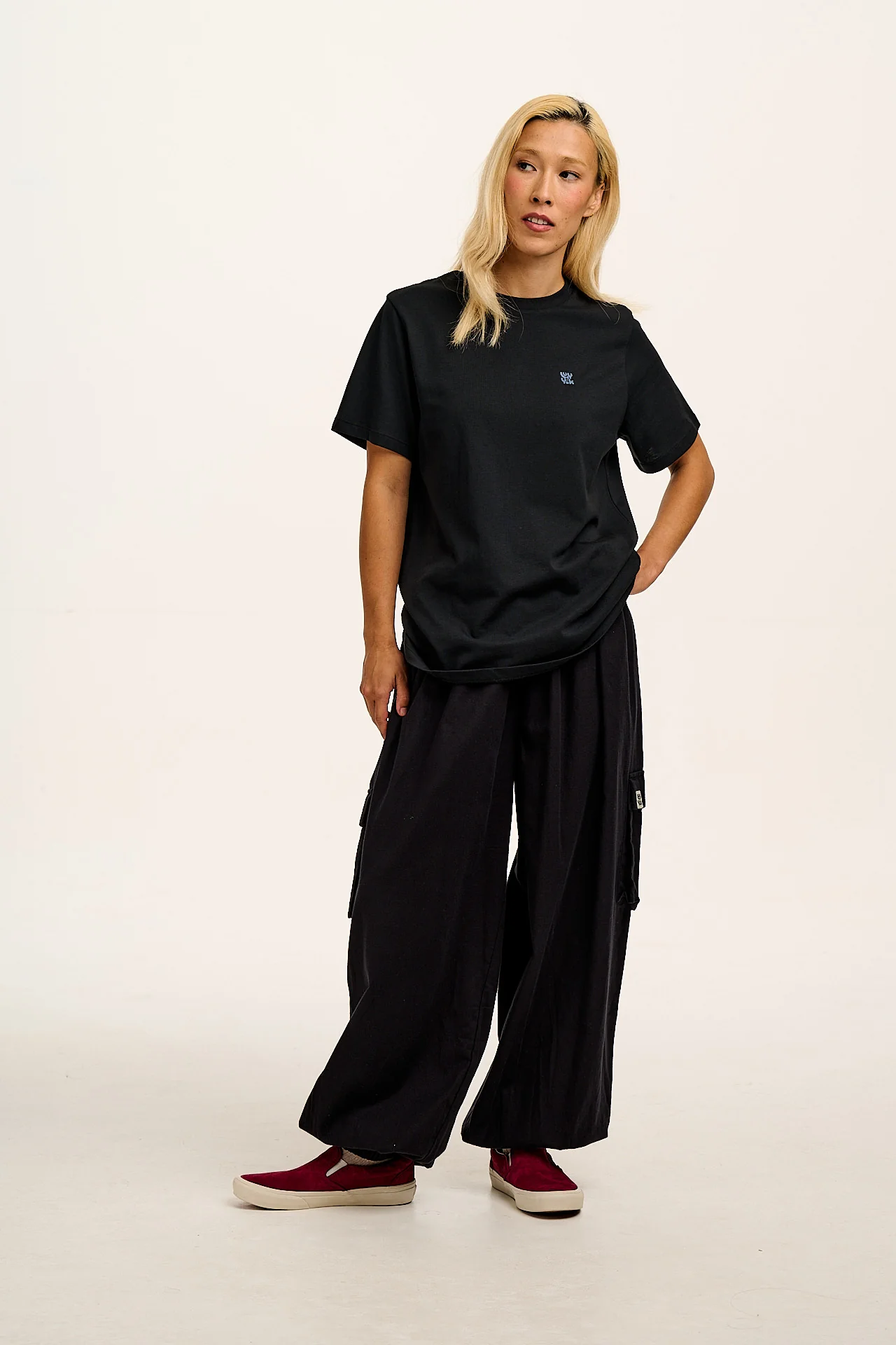 Denver - Cotton T-Shirt in Black - Image 3
