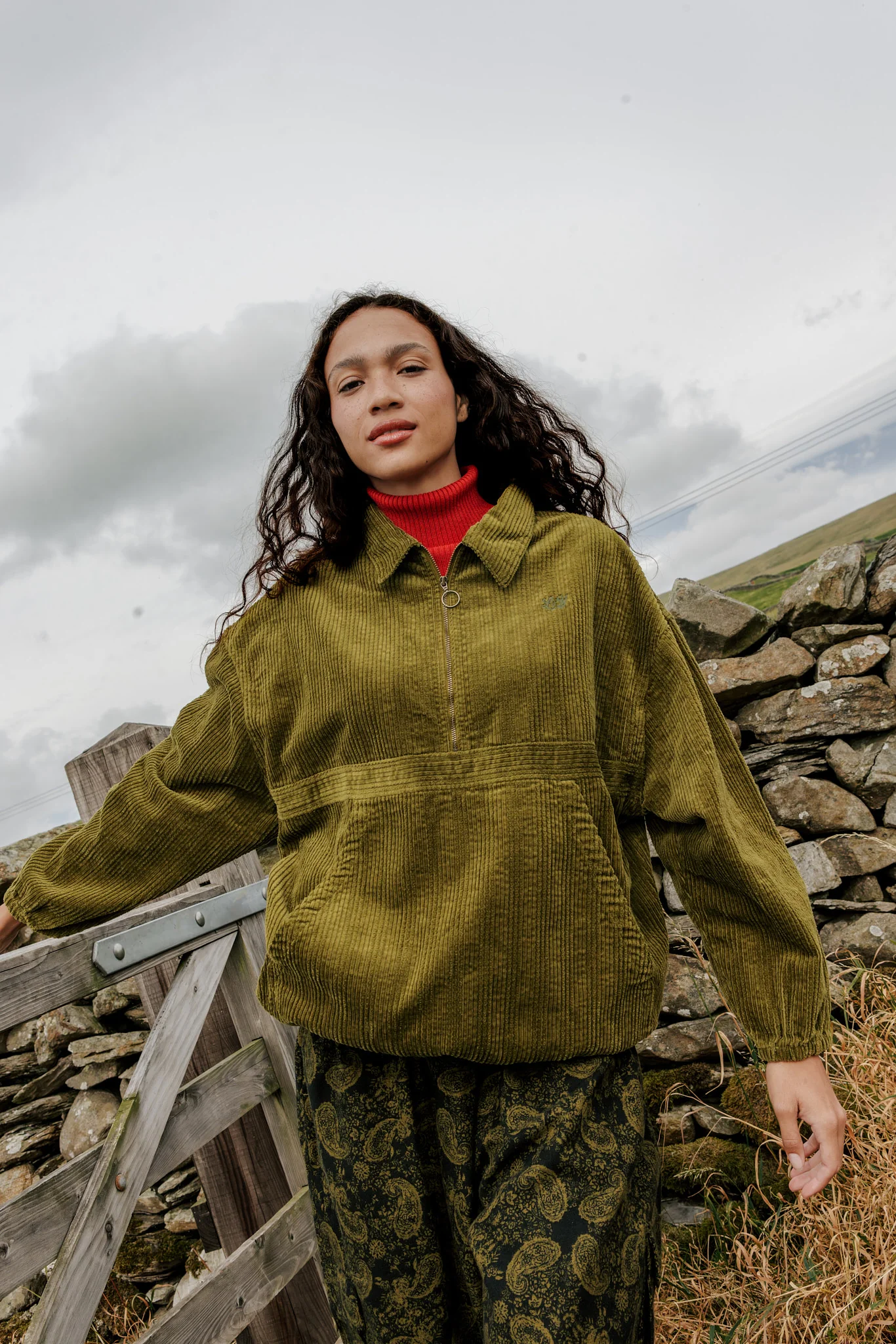 Hiezu - Corduroy Jacket in Fir Green - Image 5