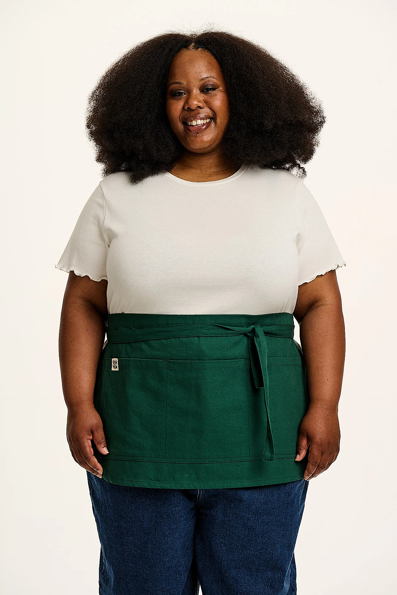 Millau - Midweight Cotton Waist Apron in Posy - Image 3