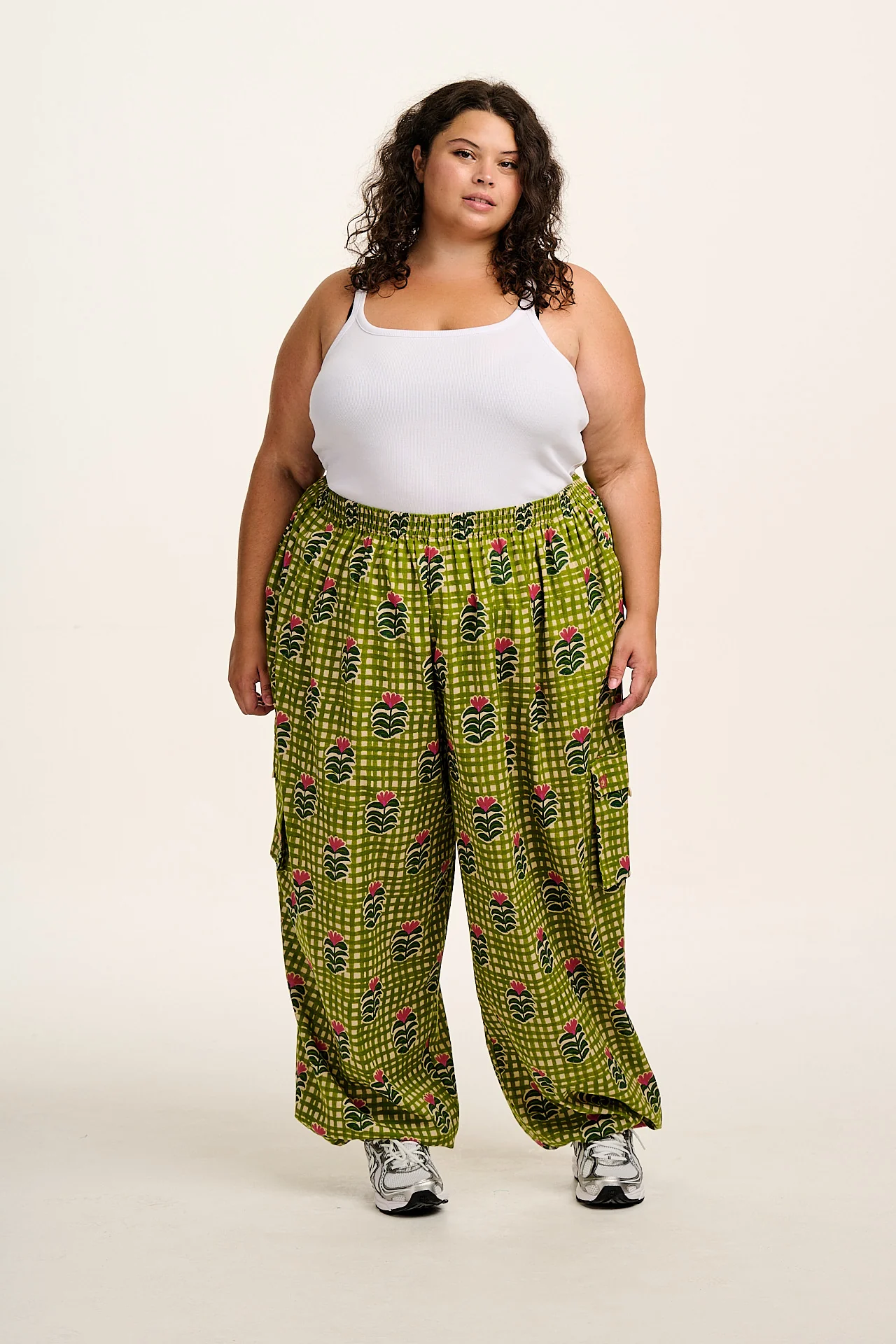 Rumi - Cotton & Linen Balloon Trousers in Blooming Green Checkerboard - Image 9